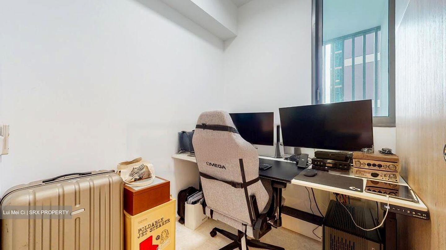 Marine Blue (D15), Condominium #484460391